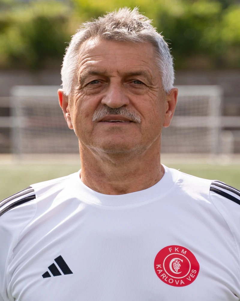 Ján Priezvisko